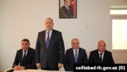 Cəlilabad rayon İcra Hakimiyyəti başçısı Namiq Zeynalov Şiləvəngə kəndində səyyar görüş keçirir. 2019